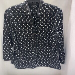 RQT Shirt Women's Size 16 Black Flower Design 3/4 Sleeve Button Down